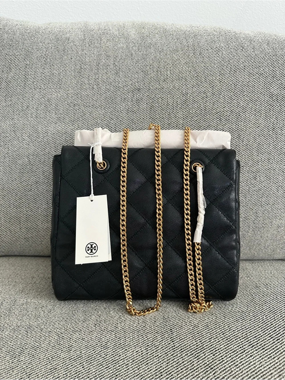 NWT Tory Burch Willa Zip Top Tote 163631